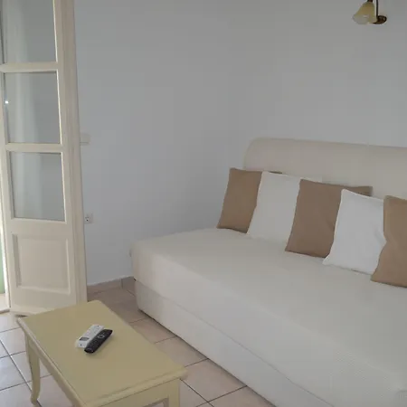 Panthea 3* Agios Ioannis Diakoftis