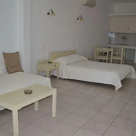 Lägenhetshotell Panthea Agios Ioannis Diakoftis