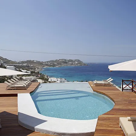 Lägenhetshotell Panthea 3*