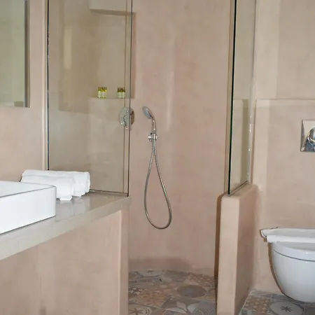 Panthea Aparthotel