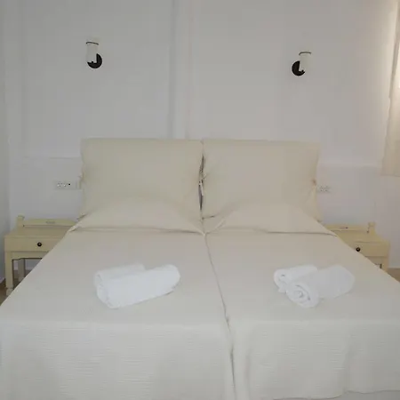 Panthea Aparthotel Agios Ioannis (Tinos)