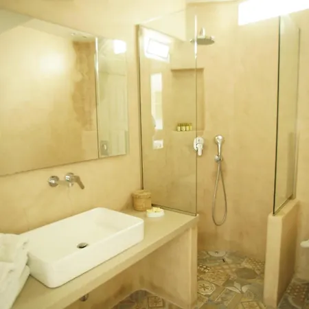 Panthea Apart-hotel