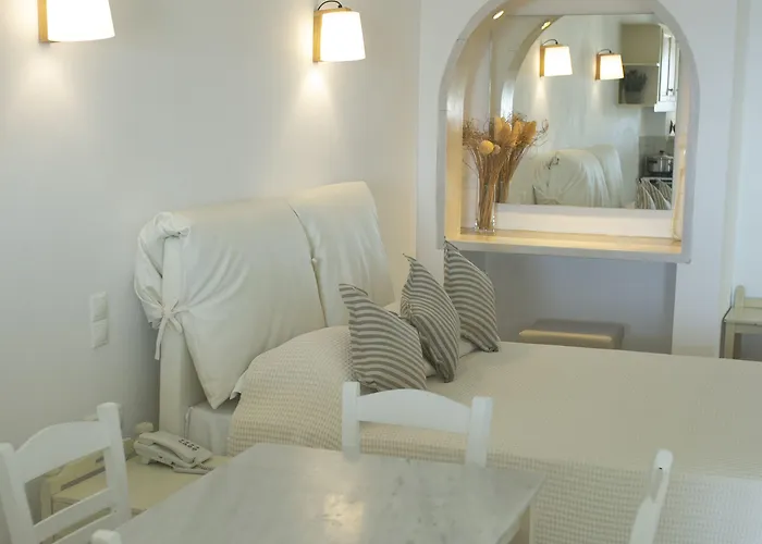 Aparthotel Panthea 3*