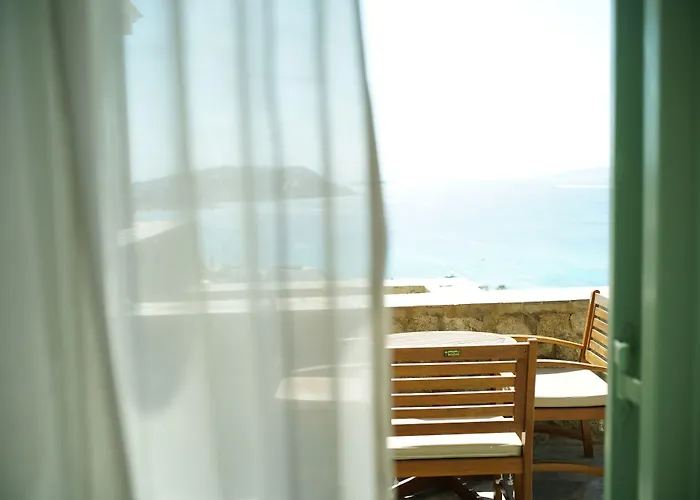 Aparthotel Panthea 3*